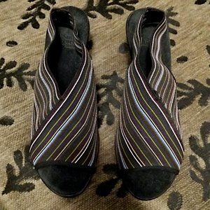 NWOT San Miguel Drayton Boho Elastic Strapped Heeled Sandals - Size 9